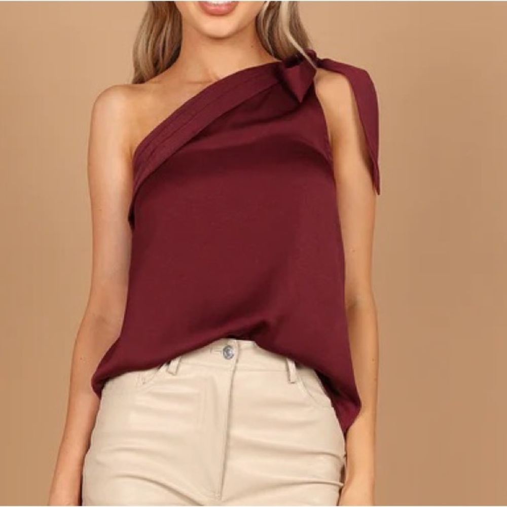 MARYANNE ONE SHOULDER TOP - BURGUNDY